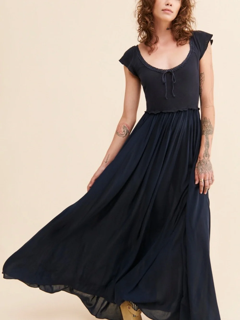 Free people Eloise maxi a line dress Navy Scoop Neck Maxi Dress S